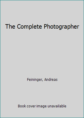 The Complete Photographer 0131622552 Book Cover