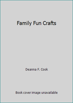 Family Fun Crafts 0786853239 Book Cover